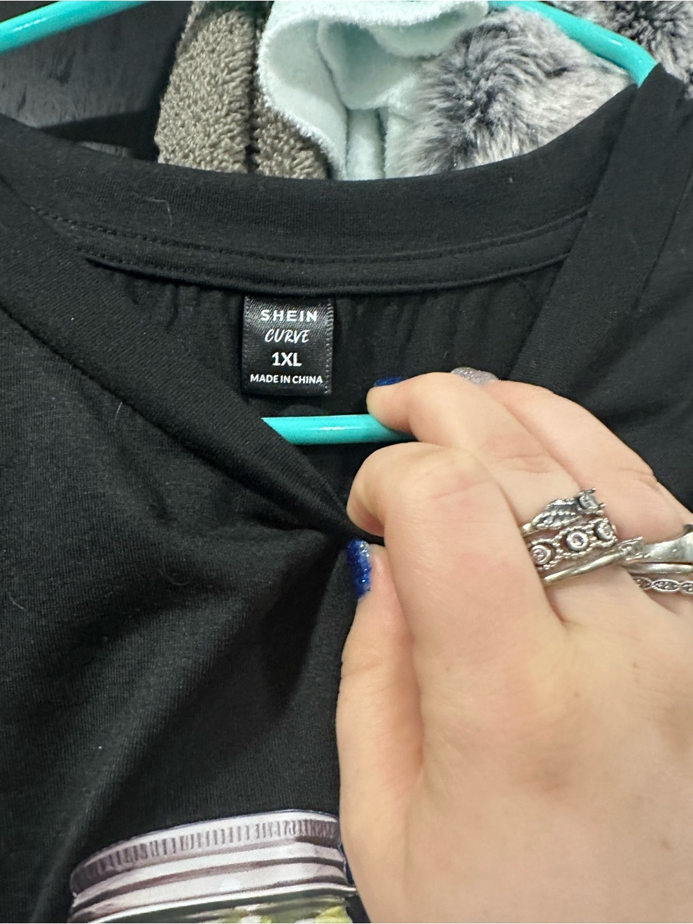 SHEIN Black Short Sleeve Graphic Tee